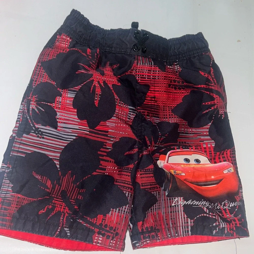 (#3) Gently used boys swim trunks size 3T - Picture 1 of 2